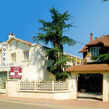 Hotel Le Lyon Bron Exteriör bild